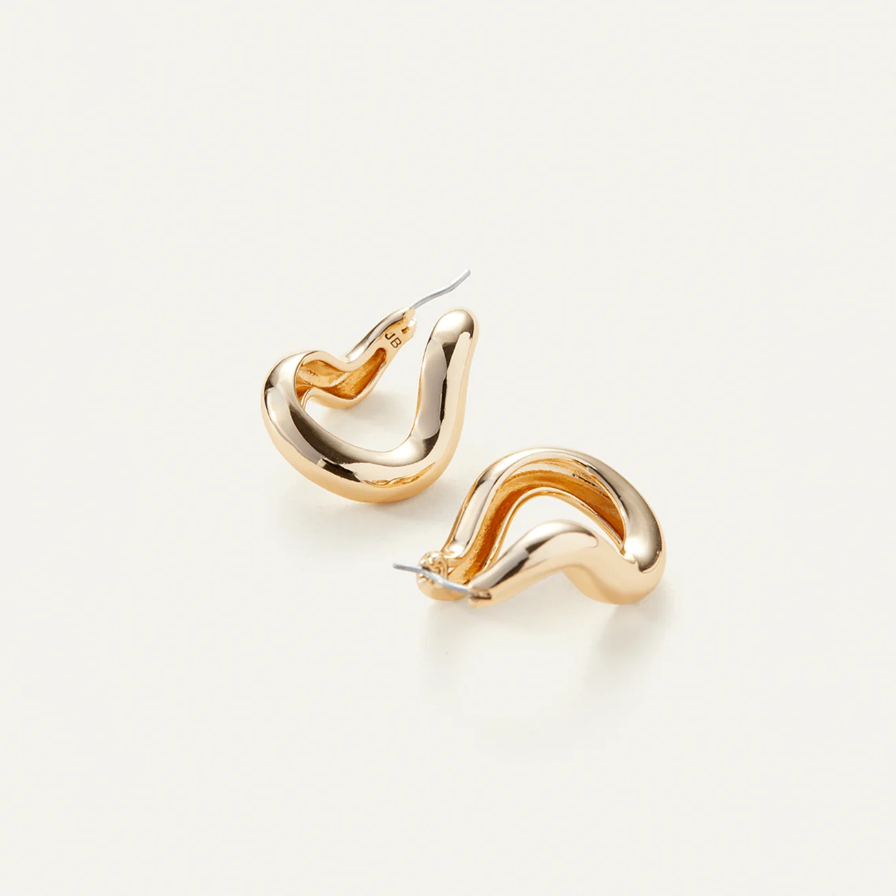 14k Gold Sculpted Swirl Earrings